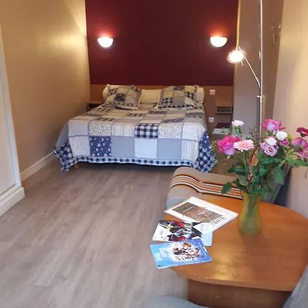 オ ストゥジオ デュ パルク アパート プロンビエール・レ・バン