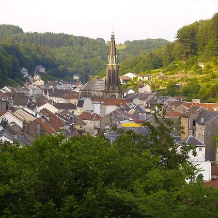 Aux Studios Du Parc Apartment Plombieres-les-Bains