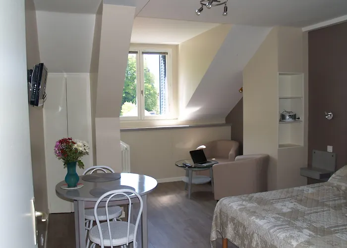 Aux Du Parc Appartement *